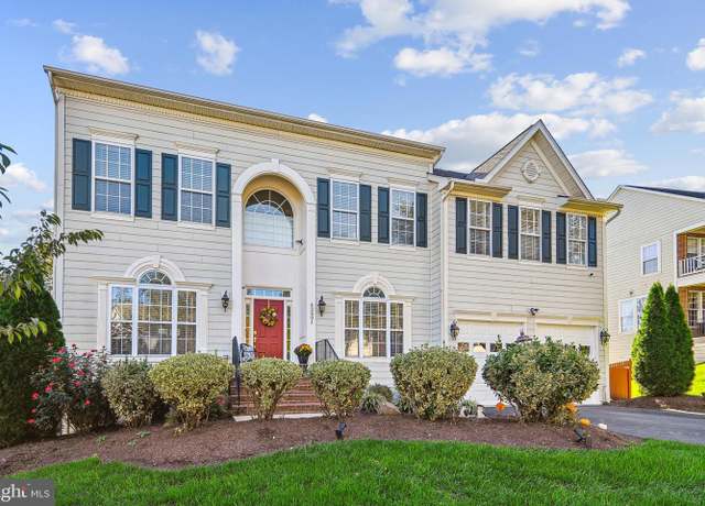 Property at 42801 Ridgeway Dr, Broadlands, VA 20148, 5 beds, 4.5 baths