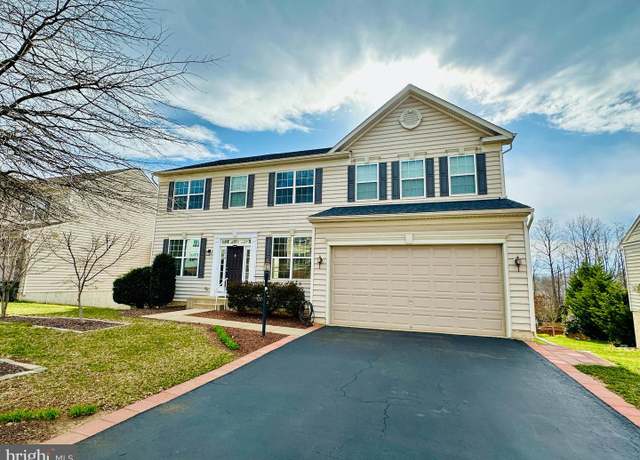 Property at 3019 American Eagle Blvd, Woodbridge, VA 22191, 5 beds, 3 baths