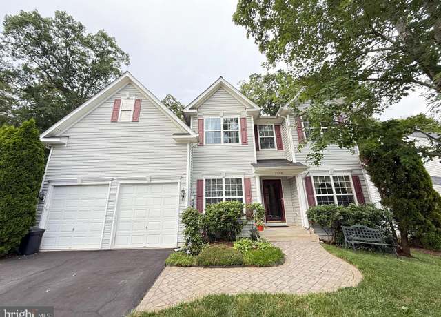 Property at 5280 Gunston Hall Dr, Woodbridge, VA 22193, 5 beds, 3.5 baths