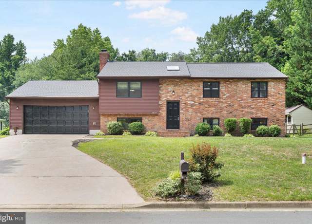 Property at 1215 Lorene Dr, Pasadena, MD 21122, 4 beds, 2.5 baths