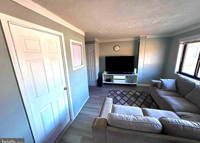 Property at 8830 Piney Branch Rd N #106, Silver Spring, MD 20903, 1 bed, 1 bath