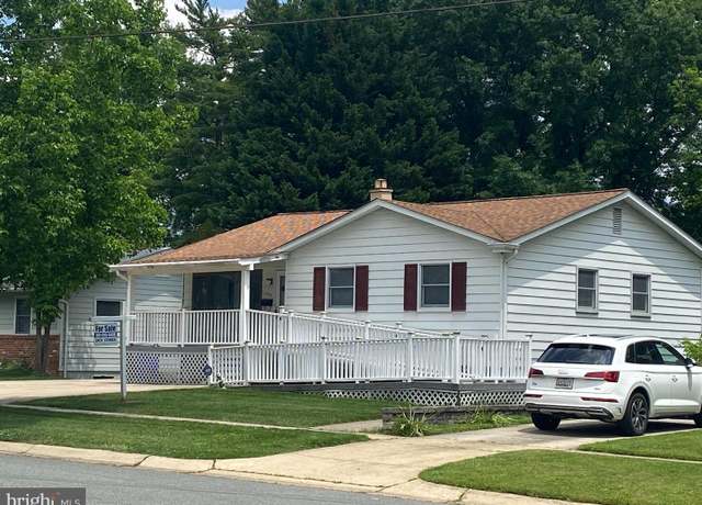 Property at 13513 Turkey Branch Pkwy Unit R, Rockville, MD 20853, 3 beds, 2 baths