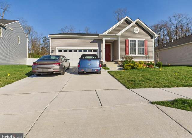 Property at 12329 Gemstone Dr, Hagerstown, MD 21740, 3 beds, 2 baths