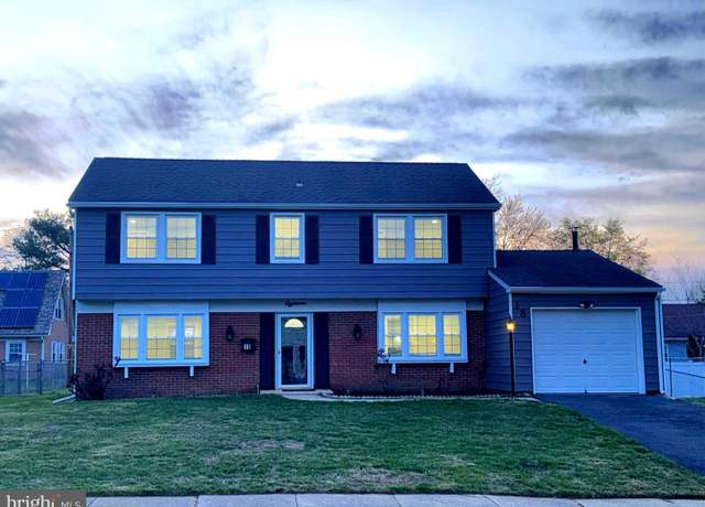 Property at 18 Grayson Cir, Willingboro, NJ 08046, 4 beds, 2.5 baths