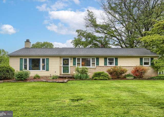 Property at 4005 Sullivan St, Mechanicsburg, PA 17050, 3 beds, 2 baths