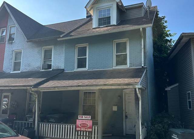 Property at 208 Fleetwood St, Coatesville, PA 19320, 4 beds, 1.5 baths