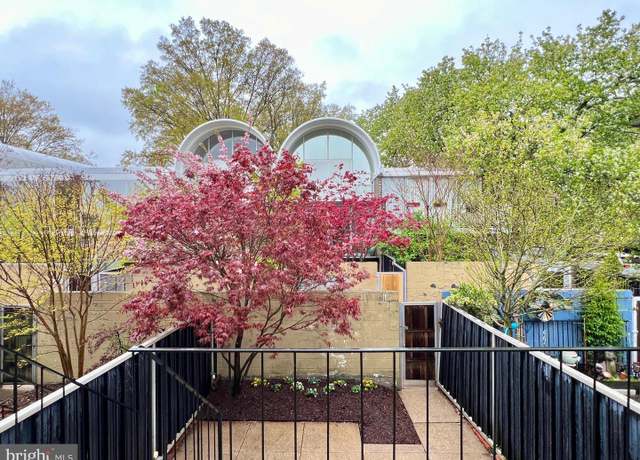 Property at 396 N St SW, Washington, DC 20024, 3 beds, 2 baths