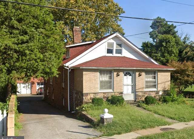 Property at 3102 New Castle Ave, New Castle, DE 19720, 3 beds, 1.5 baths