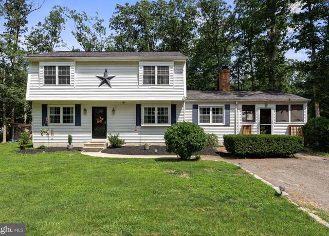 Property at 203 Spruce Trl, Chatsworth, NJ 08019, 3 beds, 2 baths