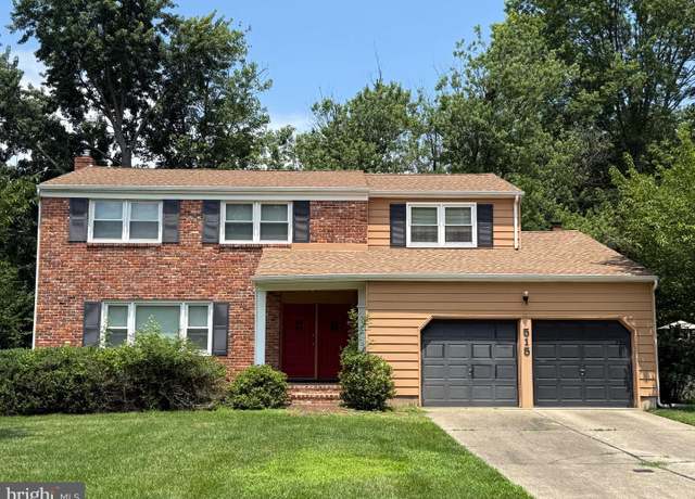 Property at 515 Balsam Rd, Cherry Hill, NJ 08003, 4 beds, 2.5 baths