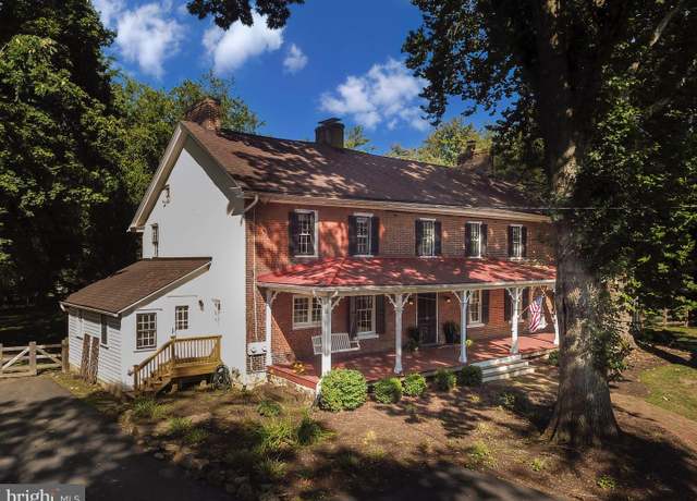 Property at 547 Concord Rd, Glen Mills, PA 19342, 5 beds, 3.5 baths