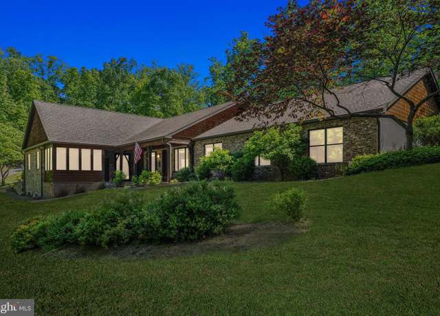 Property at 2277 Indian Holw, Winchester, VA 22603, 3 beds, 3.5 baths