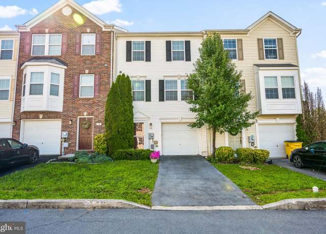 Property at 12 Lopez Dr, Martinsburg, WV 25405, 3 beds, 3.5 baths