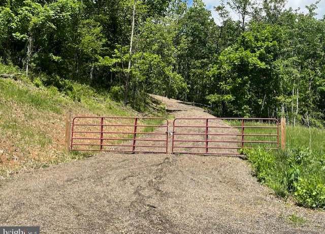 Property at 28 Bluffs Rd, Springfield, WV 26763