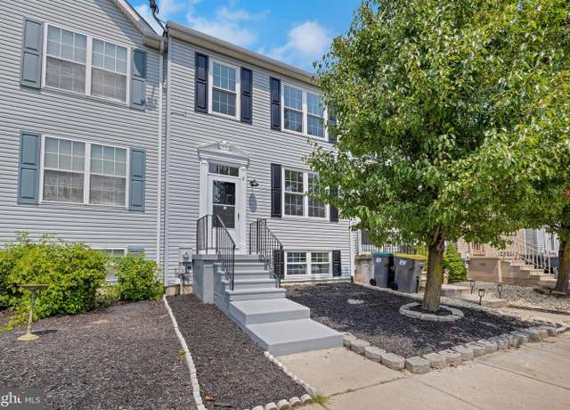 Property at 8 Versailles Ct, Newark, DE 19702, 3 beds, 2.5 baths