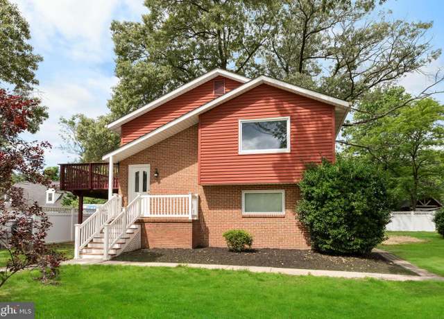 Property at 304-A Montfield Ln, Glen Burnie, MD 21061, 5 beds, 2.5 baths