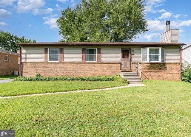 Property at 952-A Thompson Blvd, Baltimore, MD 21221, 3 beds, 3 baths