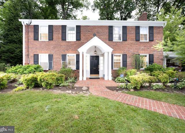 Property at 824 Aster Blvd, Rockville, MD 20850, 4 beds, 3 baths