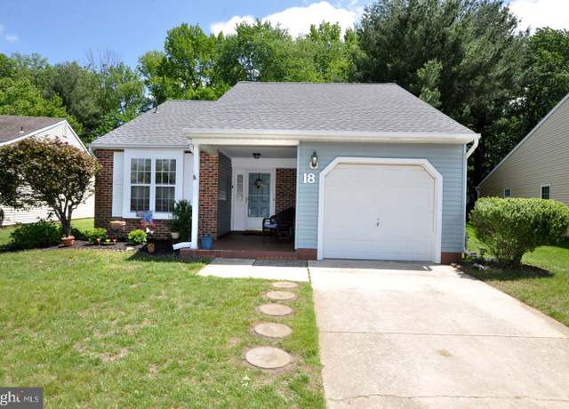 Property at 18 Falmouth Dr, Mount Laurel, NJ 08054, 2 beds, 2 baths