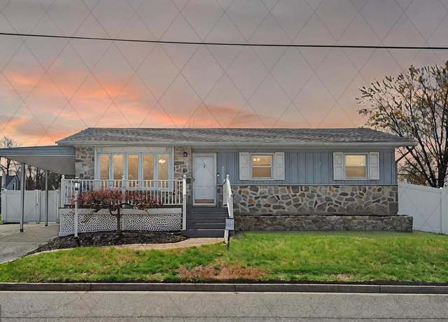 Property at 83 Castle Heights Ave, Pennsville, NJ 08070, 4 beds, 2 baths