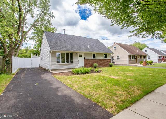 Property at 1102 Dolores Ln, Croydon, PA 19021, 3 beds, 2 baths