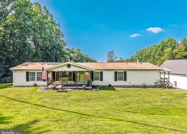 Property at 239 Quarry Rd, Gap, PA 17527, 4 beds, 2 baths