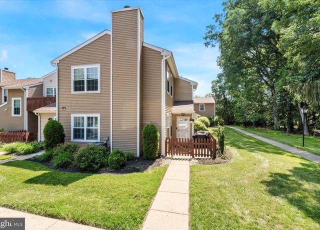 Property at 90 Whetstone Rd, Horsham, PA 19044, 2 beds, 1.5 baths