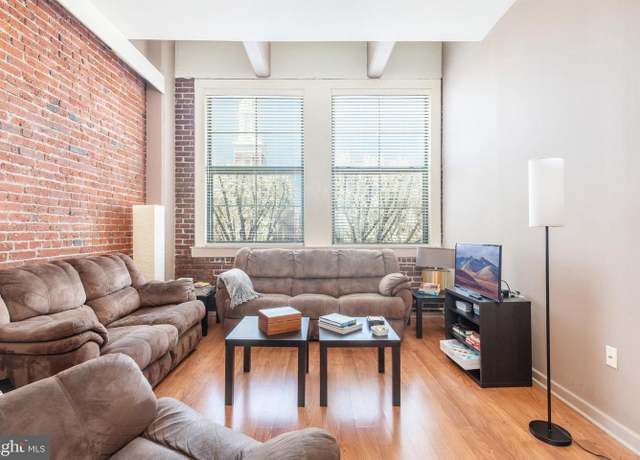 Property at 315 New St #220, Philadelphia, PA 19106, 1 bed, 1 bath