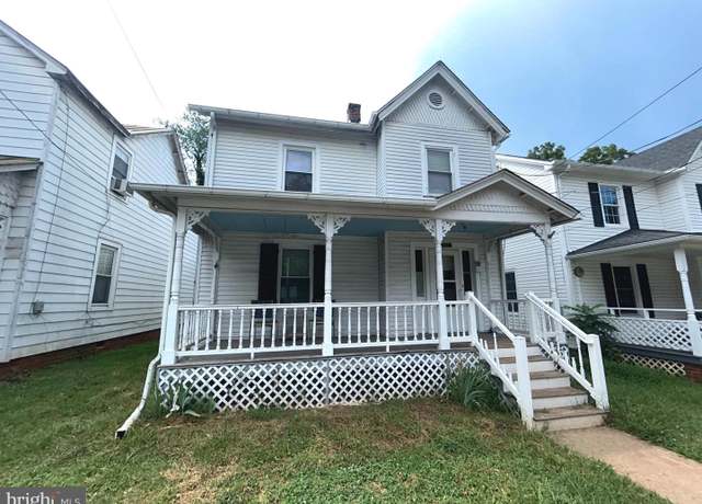 Property at 161 Main St E, Orange, VA 22960, 3 beds, 1.5 baths