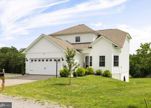 Property at 45 Niagara Ct, Falling Waters, WV 25419, 4 beds, 2.5 baths
