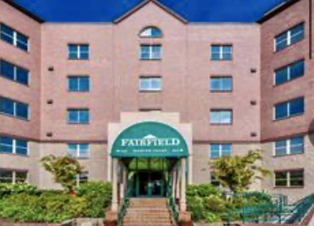 Property at 102 Mercer Ct Unit 22 1A, Frederick, MD 21701, 2 beds, 2 baths