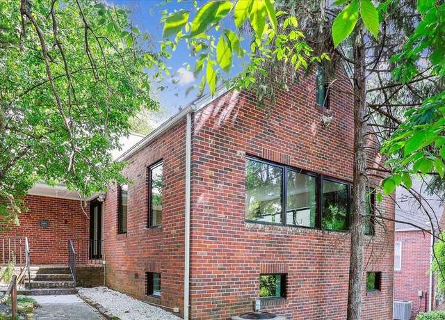 Property at 8423 Piney Branch Rd, Takoma Park, MD 20901, 2 beds, 3 baths
