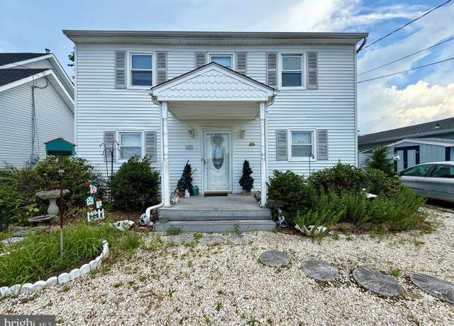 Property at 705 Roanoke Dr, Forked River, NJ 08731, 3 beds, 2 baths