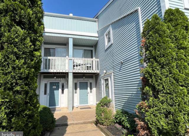 Property at 73 Hillcroft Way, Newtown, PA 18940, 2 beds, 2.5 baths