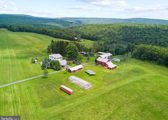 Property at 207 Saw Mill Rd, Weatherly, PA 18255, 3 beds, 2.5 baths