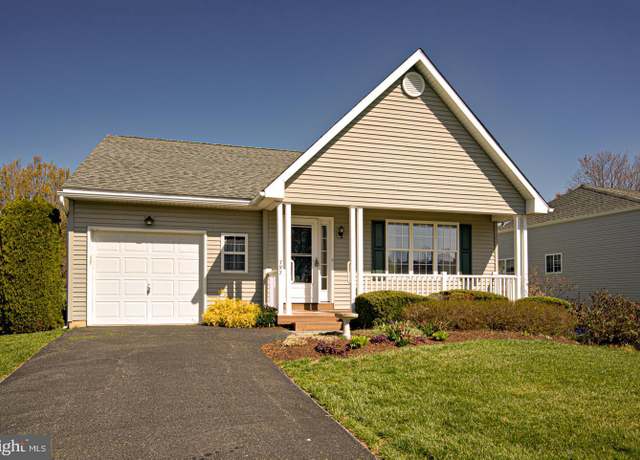 Property at 797 W Glenview Dr, West Grove, PA 19390, 2 beds, 2 baths
