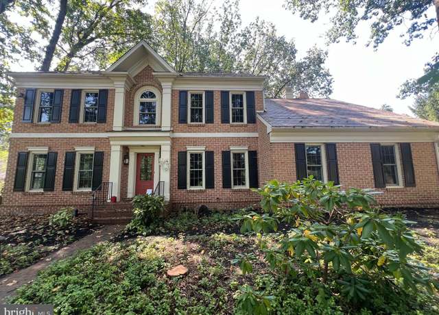 Property at 1080 Stoney Run Rd, Hummelstown, PA 17036, 4 beds, 3.5 baths