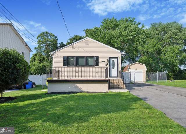 Property at 735 W Cooke Ave, Glenolden, PA 19036, 4 beds, 2.5 baths