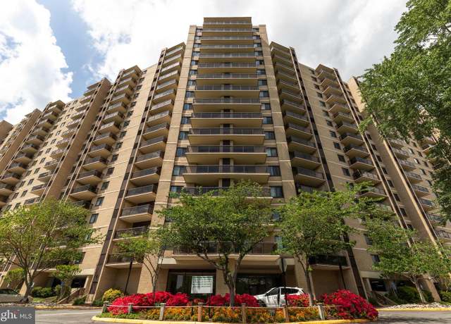 Property at 203 Yoakum Pkwy #1520, Alexandria, VA 22304, 2 beds, 1.5 baths