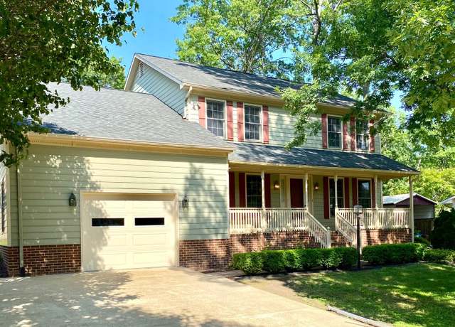 Property at 411 Laurel Ave, Fredericksburg, VA 22408, 3 beds, 2.5 baths