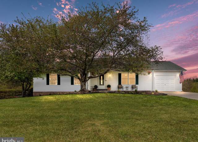Property at 90 Cassie Dr, Falling Waters, WV 25419, 4 beds, 3 baths
