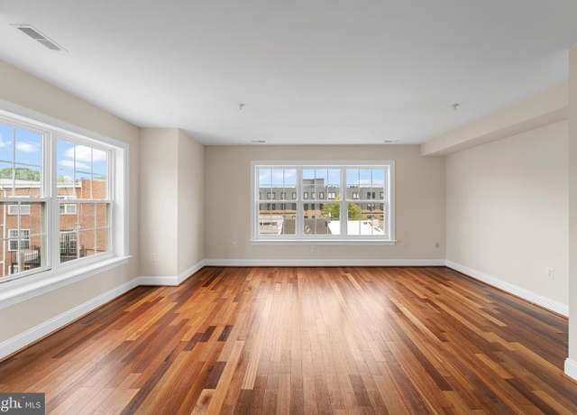 Property at 911 Kennedy St NW #12, Washington, DC 20011, 2 beds, 2.5 baths