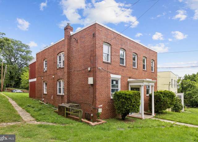 Property at 3212 28th St SE, Washington, DC 20020, 10 beds, 4 baths