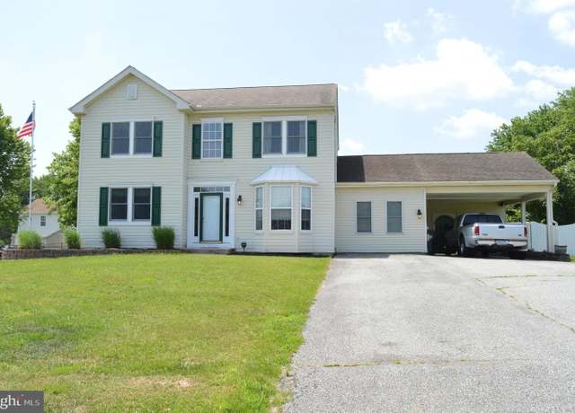Property at 404 Park Ave, New Castle, DE 19720, 4 beds, 2.5 baths