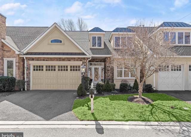 Property at 4 Harwick Ct, Baltimore, MD 21209, 4 beds, 3.5 baths