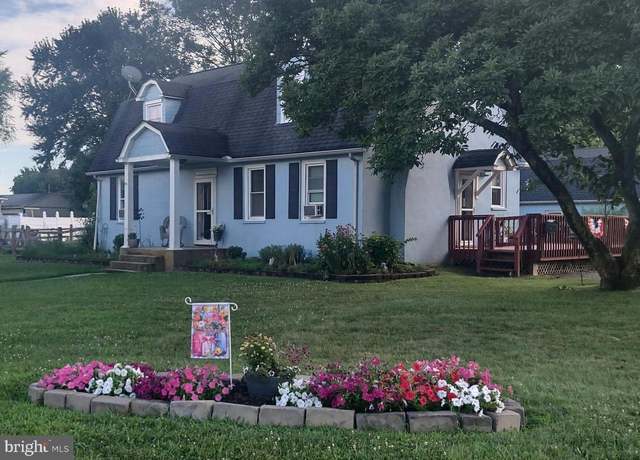 Property at 212 Park Cir, Elkton, MD 21921, 4 beds, 3 baths