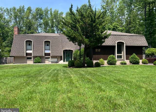 Property at 22 Virginia Trl, Medford, NJ 08055, 4 beds, 2.5 baths