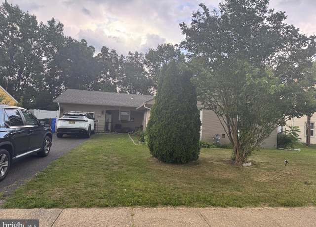 Property at 126 Millbrook Dr, Willingboro, NJ 08046, 4 beds, 2 baths