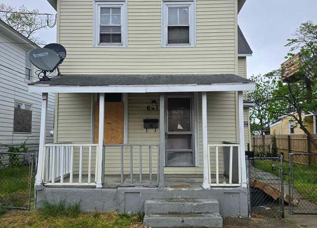 Property at 641 Buck St, Millville, NJ 08332, 3 beds, 1 bath