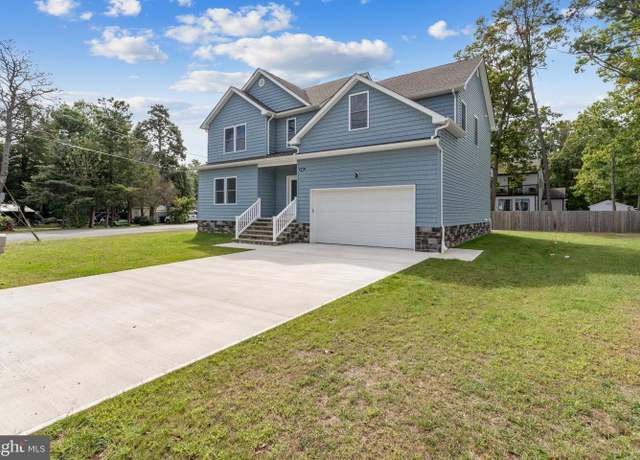 Property at 1401 Lakeside Drive South S, Forked River, NJ 08731, 4 beds, 2.5 baths